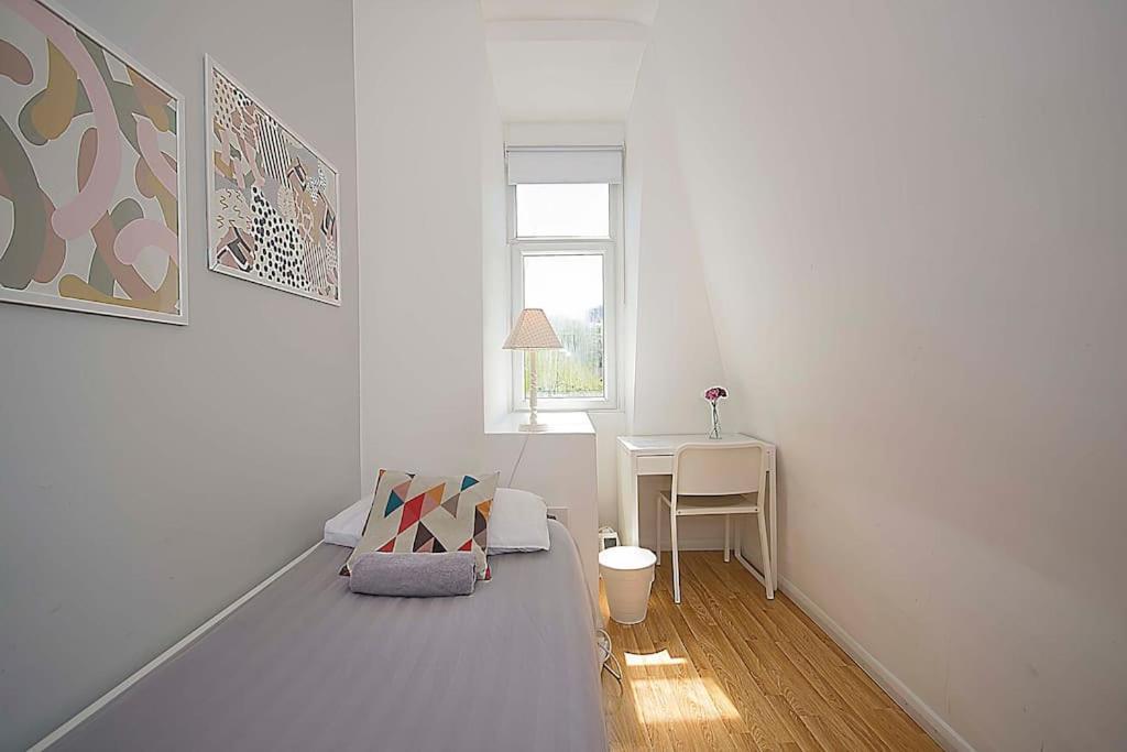 Single Bedrooms With Wifi And Underbed 10 Londres Exterior foto